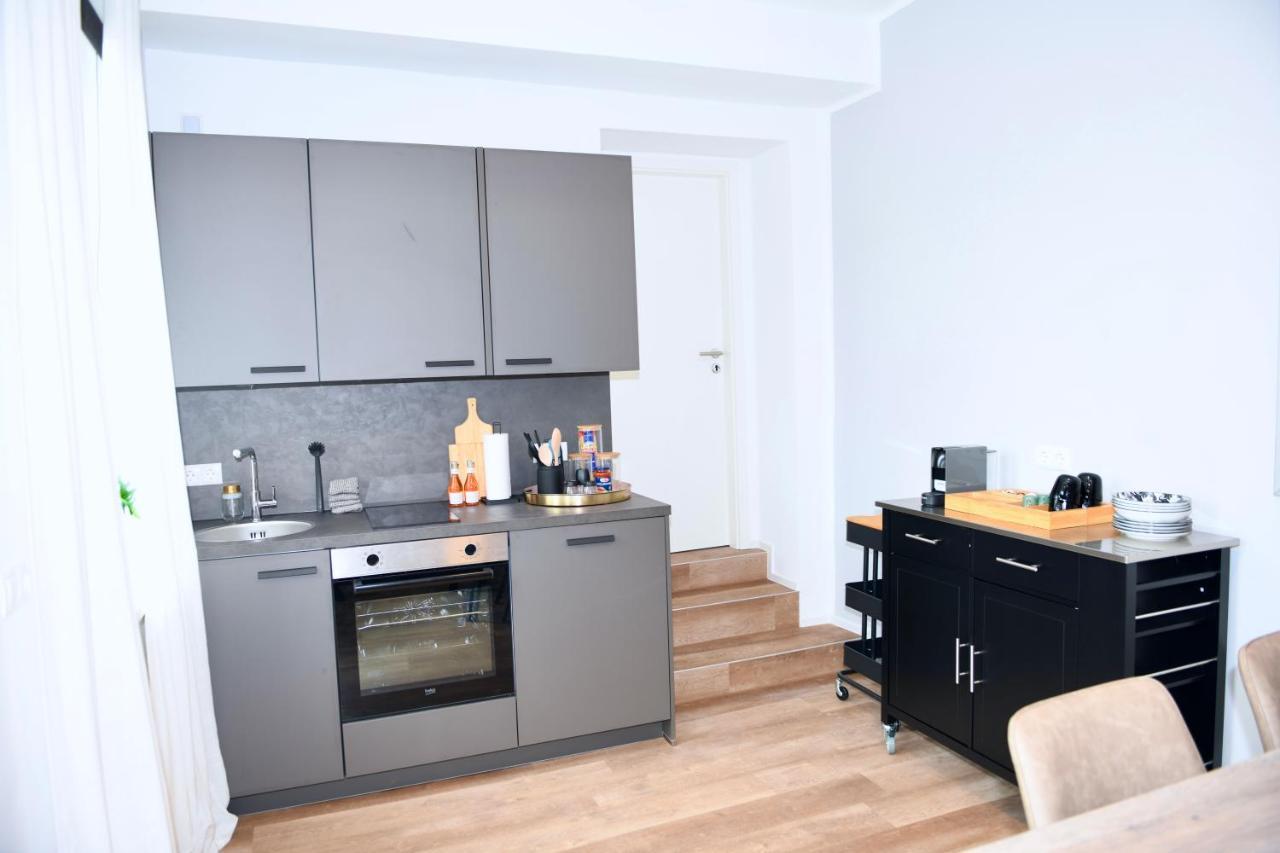 Aix Apartment *