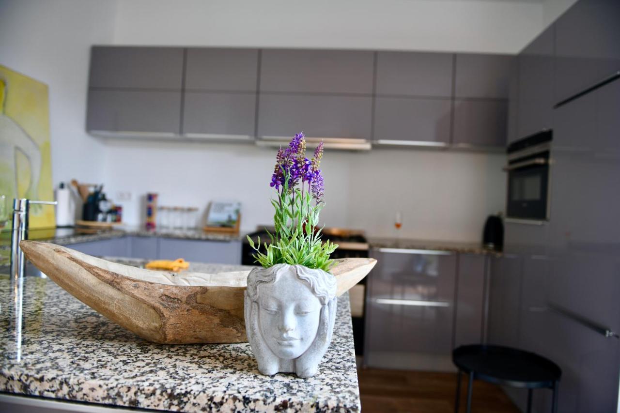 Apartment Aix *